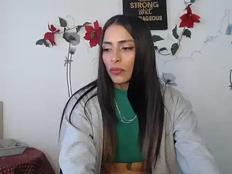 Liamiler01  online show from December 13, 3:43 pm