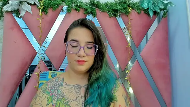 DEVA BLUE  online show from January 8, 7:13 am