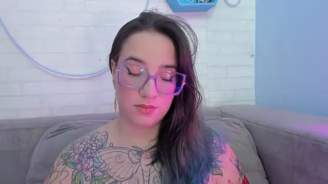 DEVA BLUE  online show from February 10, 12:41 am