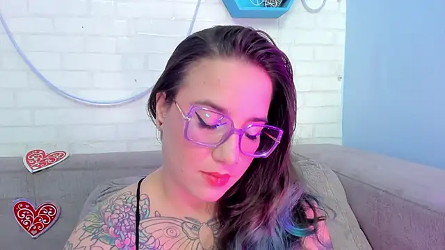 DEVA BLUE  online show from February 18, 3:42 am