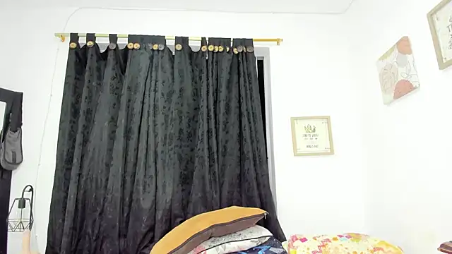 Snapshot of MANDY_GIRL_BBW chatting on September 18, 9:44 am MANDY GIRL BBW online show from September 18, 9:44 am