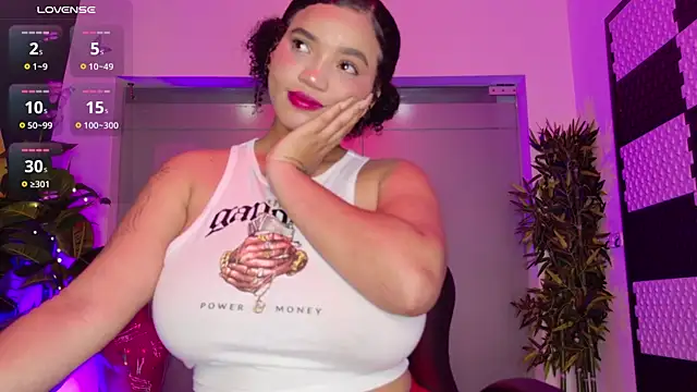 MalaikaBrown online show from November 18, 12:31 pm