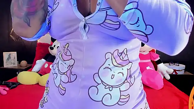 NiicolleMiller online show from March 14, 3:25 pm