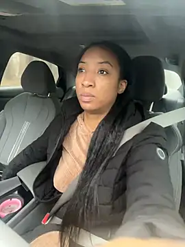 Snapshot of Iceblanca chatting on February 11, 8:20 pm Iceblanca online show from February 11, 8:20 pm