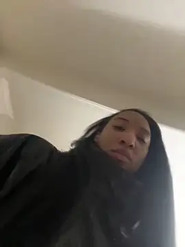 Snapshot of Iceblanca chatting on February 28, 5:04 am Iceblanca online show from February 28, 5:04 am