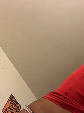 Snapshot of Iceblanca chatting on March 1, 5:09 am Iceblanca online show from March 1, 5:09 am