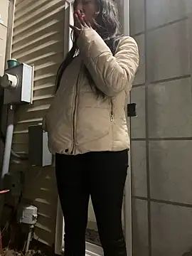 Snapshot of Iceblanca chatting on March 5, 3:29 am Iceblanca online show from March 5, 3:29 am