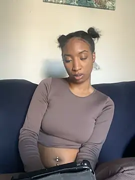 Snapshot of Iceblanca chatting on March 9, 4:38 am Iceblanca online show from March 9, 4:38 am