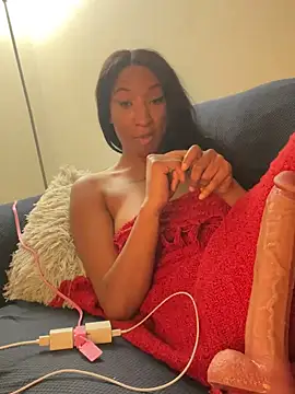 Snapshot of Iceblanca chatting on November 2, 1:30 am Iceblanca online show from November 2, 1:30 am