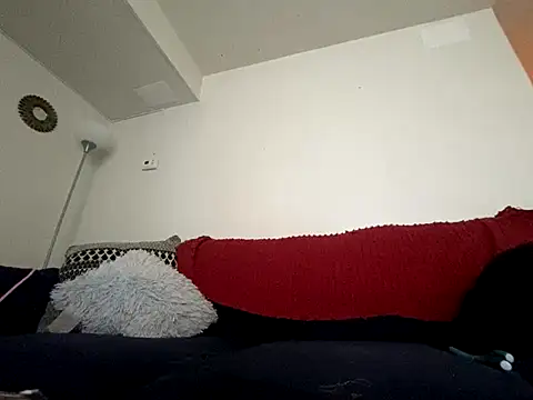 Snapshot of Iceblanca chatting on November 8, 7:01 pm Iceblanca online show from November 8, 7:01 pm