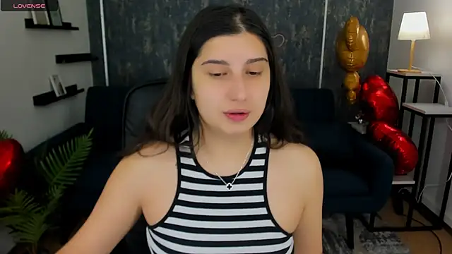 Linda EX online show from February 15, 8:00 am