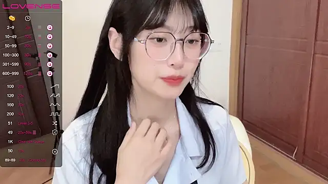 4uoki online show from January 27, 6:09 pm