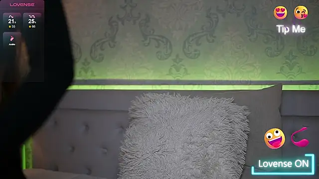 AmyKaiya online show from February 12, 3:18 am