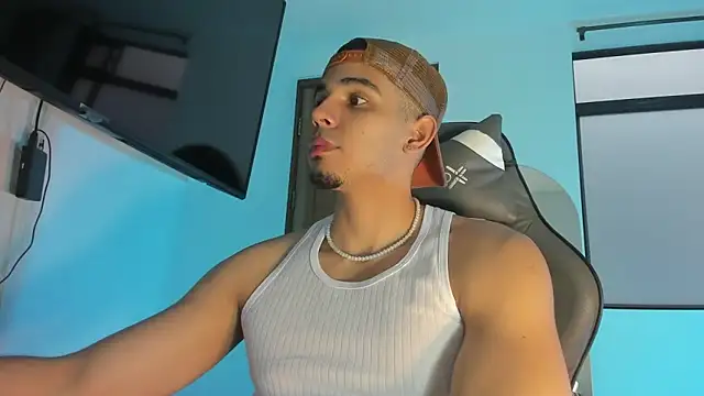 joss 111 online show from October 3, 10:29 pm