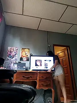 DanelyLopez online show from January 21, 8:00 pm