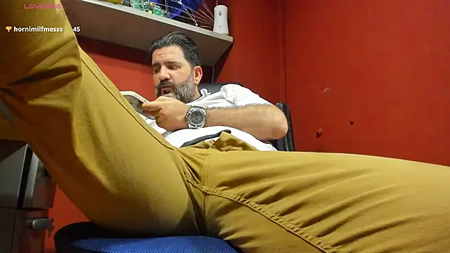 Maxi TheBigDaddy online show from February 25, 6:31 pm