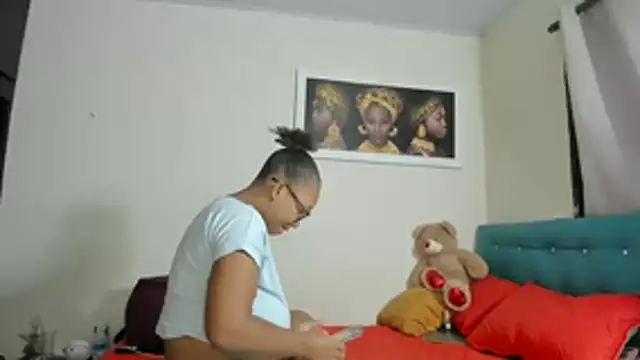 megan-hotxx online show from December 1, 2:27 am