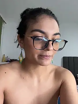 Cat2525 online show from December 15, 12:18 am