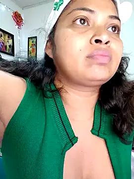 chalohott online show from December 31, 10:34 pm