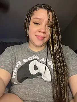 QueenNuttCollector online show from January 14, 10:44 pm