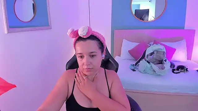 izaro22 online show from September 13, 2:22 am