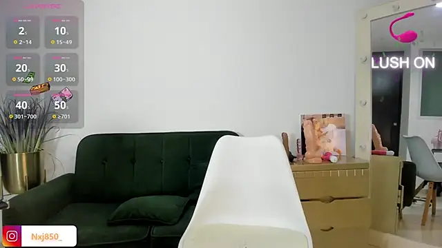 Snapshot of HOTBLACKANDWHITE2 chatting on January 30, 9:58 pm HOTBLACKANDWHITE2 online show from January 30, 9:58 pm