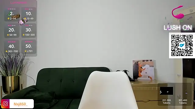 Snapshot of HOTBLACKANDWHITE2 chatting on February 18, 10:58 pm HOTBLACKANDWHITE2 online show from February 18, 10:58 pm