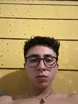 CamiRojas boy online show from September 18, 3:30 am