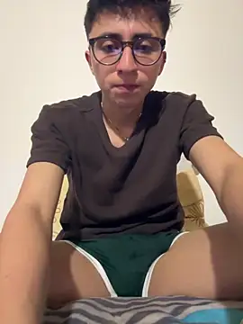 CamiRojas boy online show from October 13, 4:12 am