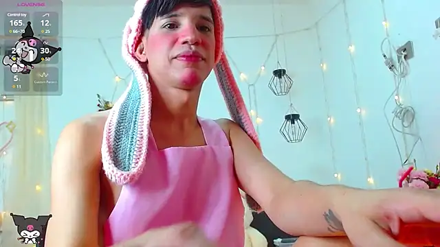 Ariel Femboy  online show from January 12, 3:28 am