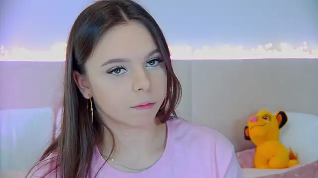 ElisabethDavis online show from March 6, 6:37 pm