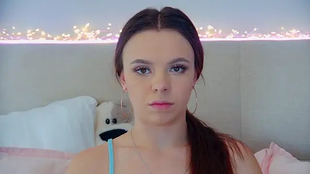 ElisabethDavis online show from March 19, 3:19 pm