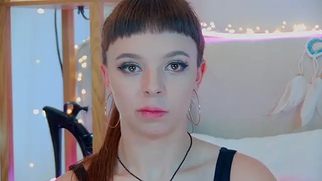 ElisabethDavis online show from September 15, 5:13 pm