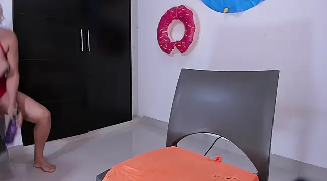 Snapshot of girlhentaiorgasmic chatting on December 16, 11:55 am girlhentaiorgasmic online show from December 16, 11:55 am