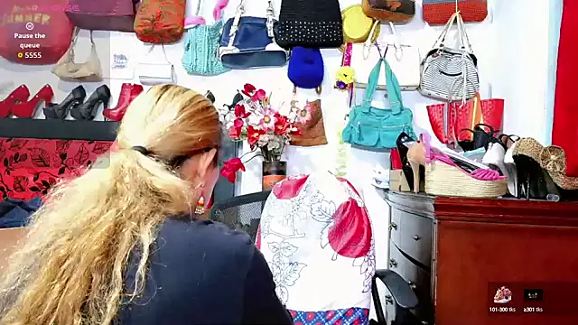 Xiaraa26 online show from September 11, 12:00 am