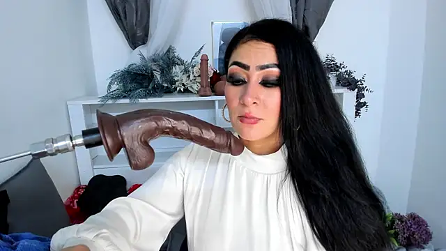 Angie Will online show from February 11, 3:40 am