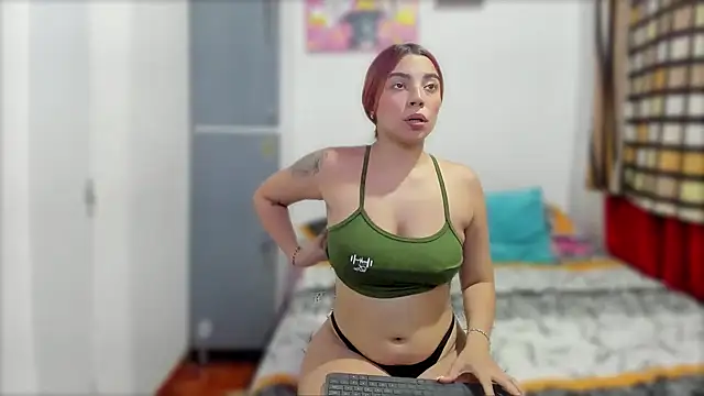 ariell rosee1 online show from December 6, 4:36 am