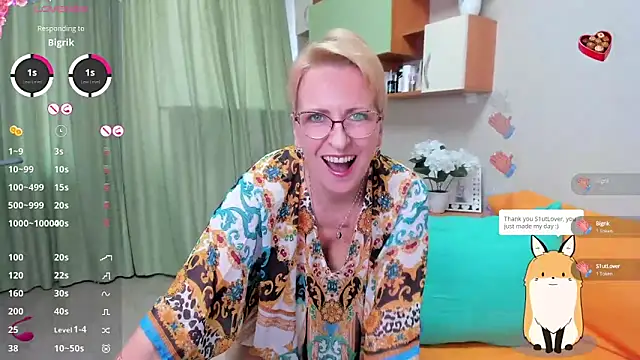 Snapshot of iamyourdream89 chatting on March 7, 12:12 pm iamyourdream89 online show from March 7, 12:12 pm