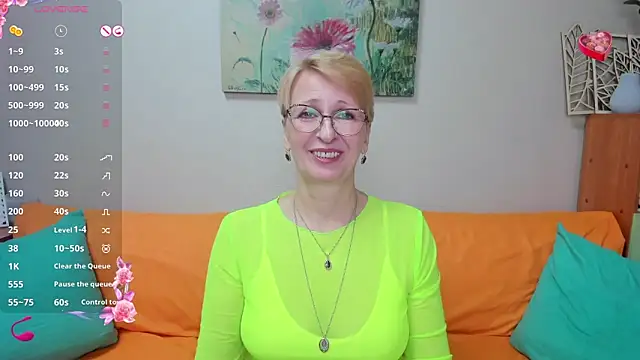 Snapshot of iamyourdream89 chatting on March 15, 10:24 am iamyourdream89 online show from March 15, 10:24 am