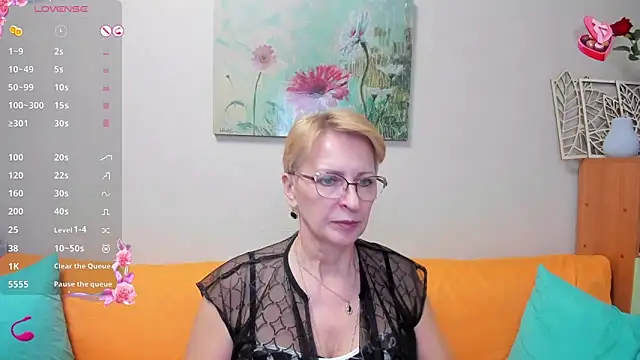 Snapshot of iamyourdream89 chatting on March 19, 6:34 pm iamyourdream89 online show from March 19, 6:34 pm