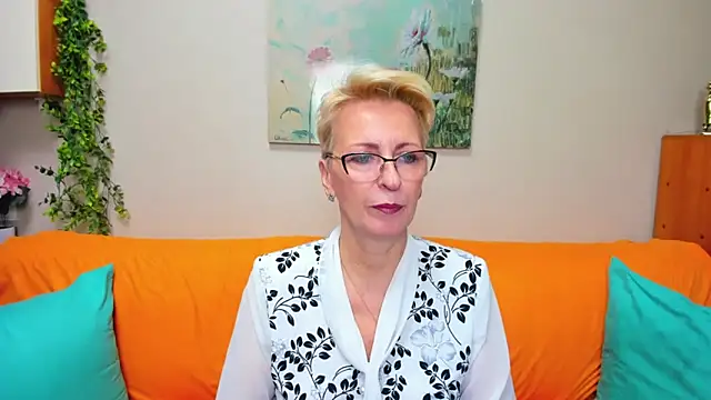 Snapshot of iamyourdream89 chatting on November 21, 3:11 pm iamyourdream89 online show from November 21, 3:11 pm