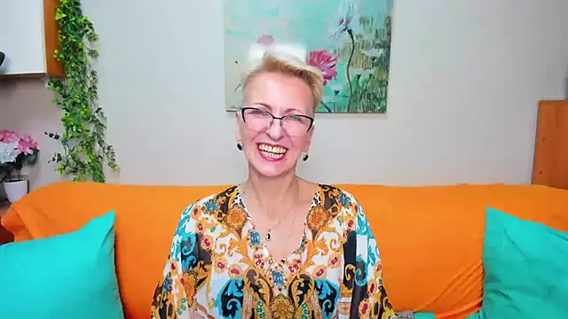 Snapshot of iamyourdream89 chatting on November 29, 10:02 pm iamyourdream89 online show from November 29, 10:02 pm