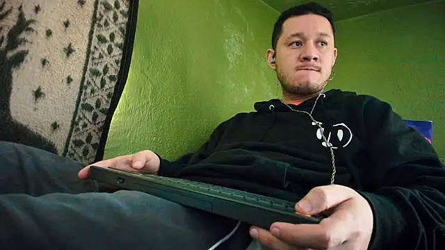 sweet cock28 online show from January 14, 3:36 pm