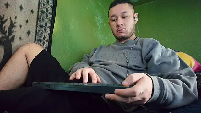 sweet cock28 online show from February 14, 3:36 pm