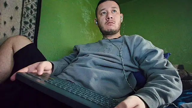 sweet cock28 online show from February 16, 2:32 pm