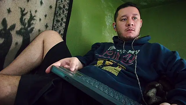 sweet cock28 online show from February 27, 3:37 pm