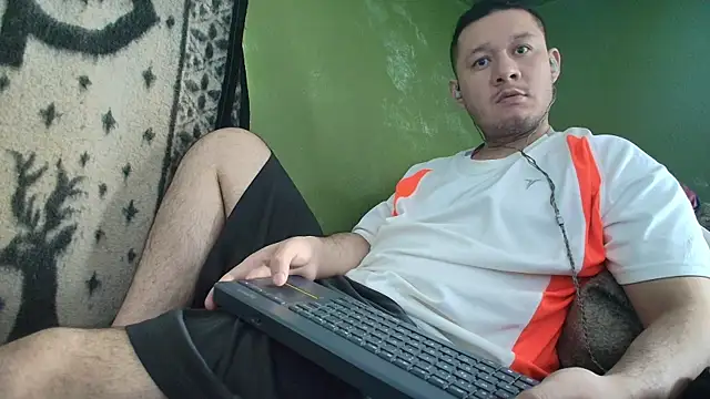 sweet cock28 online show from September 15, 3:34 pm