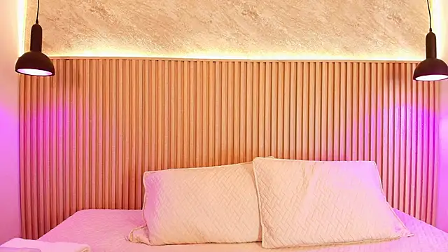 big tits in your face online show from October 8, 8:06 pm