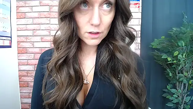 HarleyRebz online show from November 18, 1:04 pm