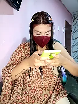 Snapshot of kanyat_ chatting on December 14, 4:34 pm kanyat online show from December 14, 4:34 pm